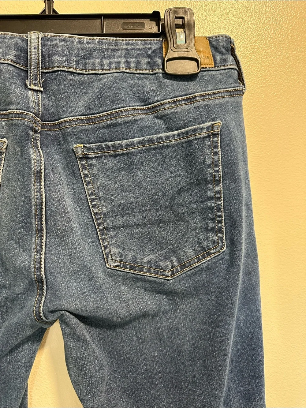 Women’s American Eagle Outfitters Medium Wash Stretch Jeggings
